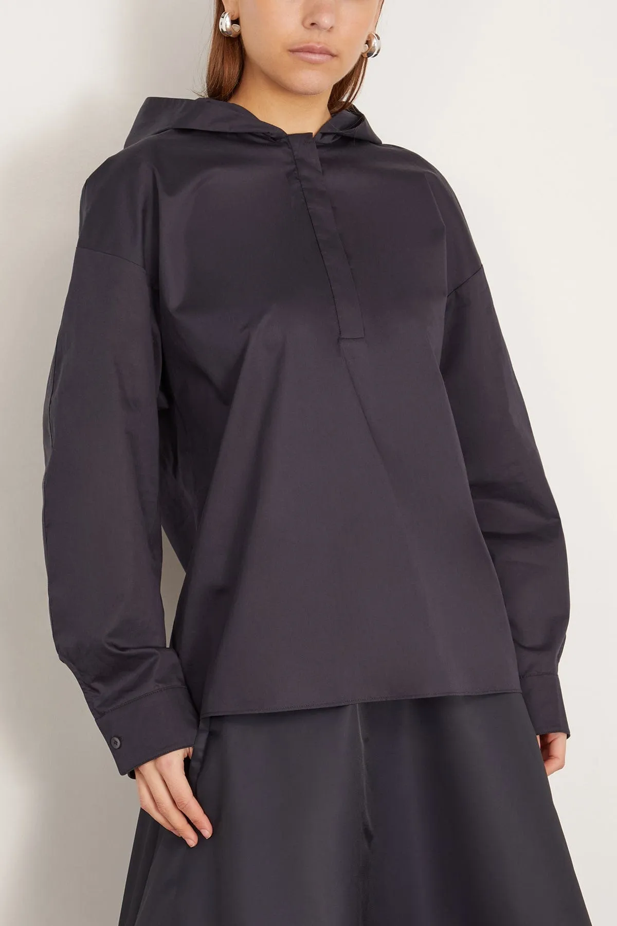 Eco Poplin Hooded Shirt in Navy