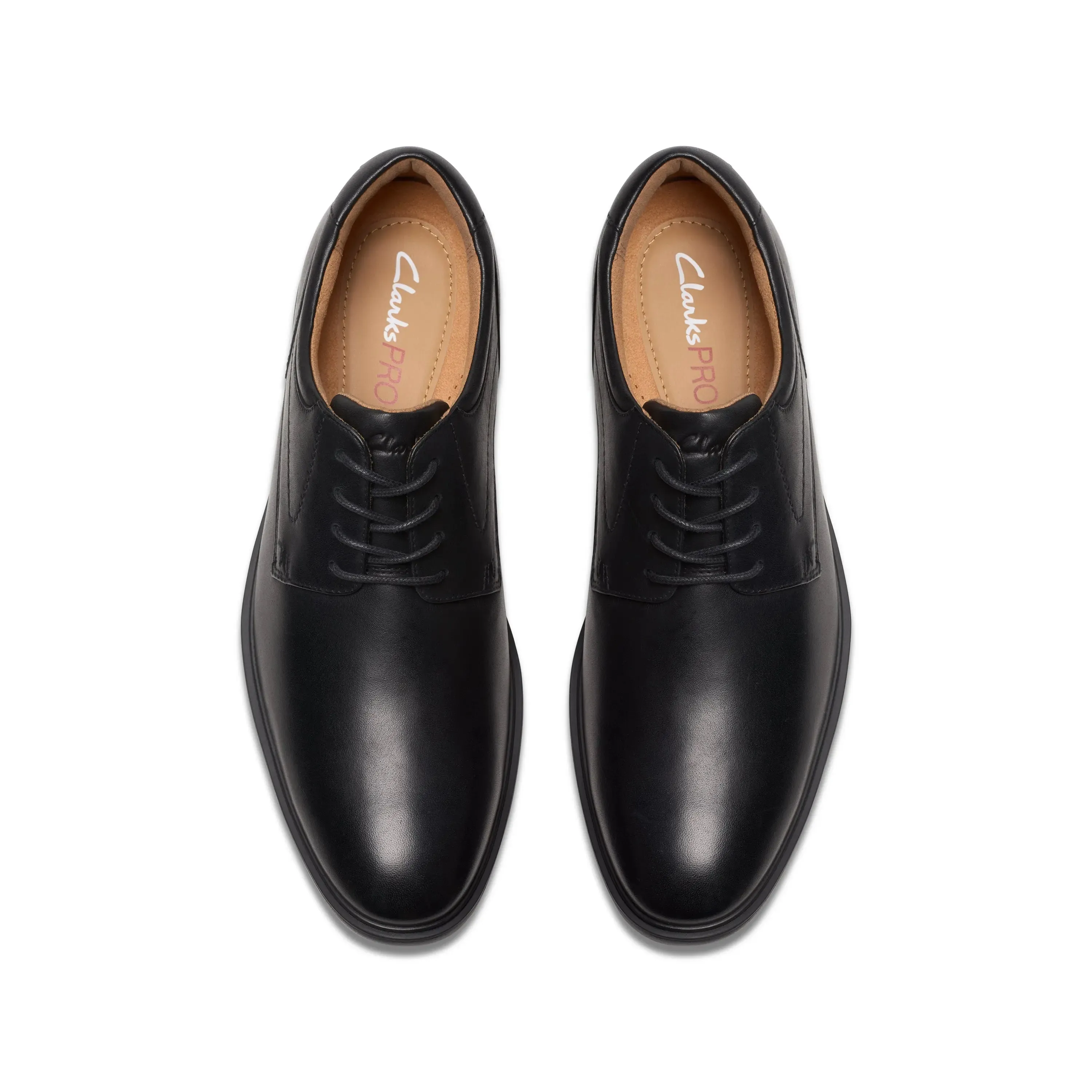 Men's Clarks Eldredge Plain  Timeless Style with All-Day Comfort