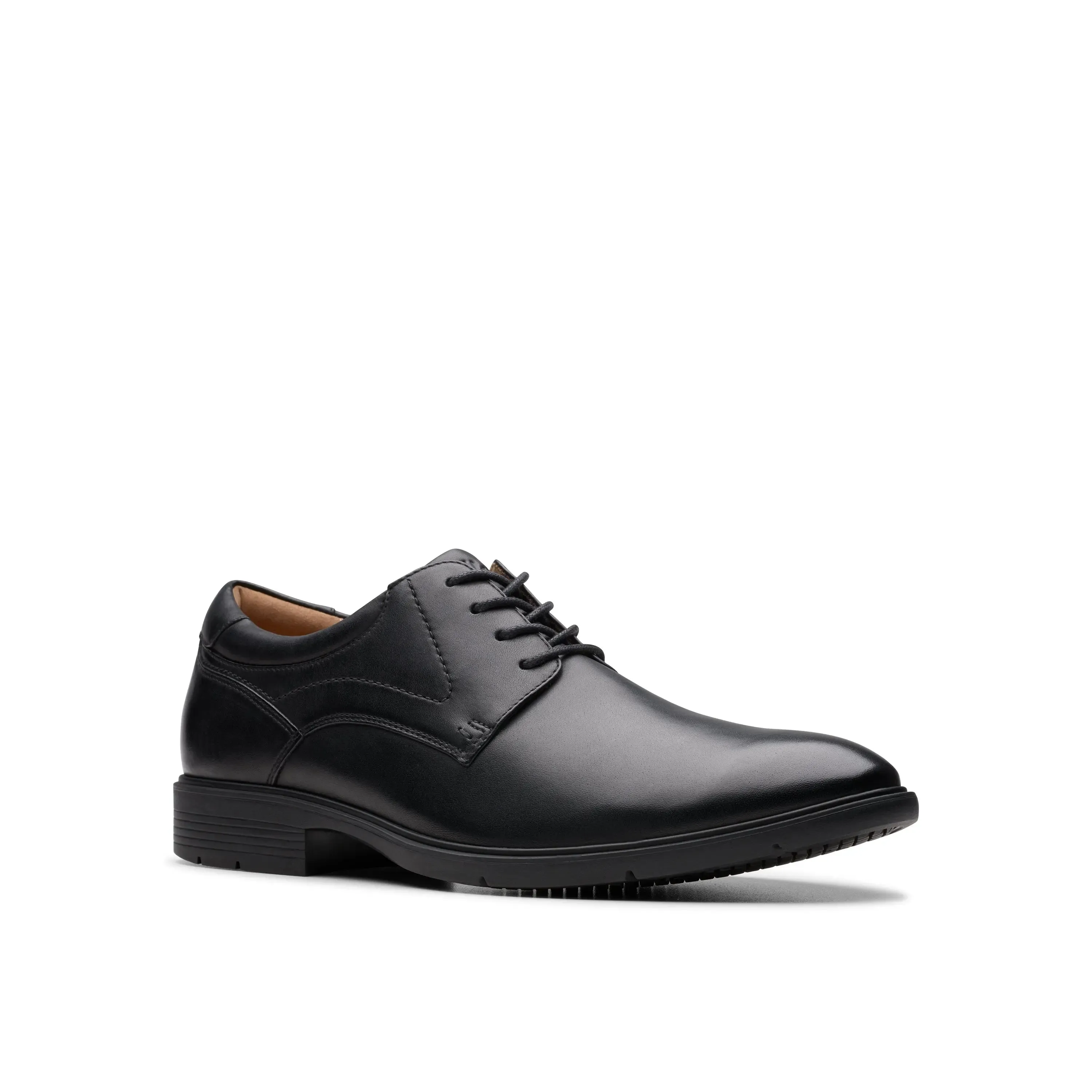 Men's Clarks Eldredge Plain  Timeless Style with All-Day Comfort