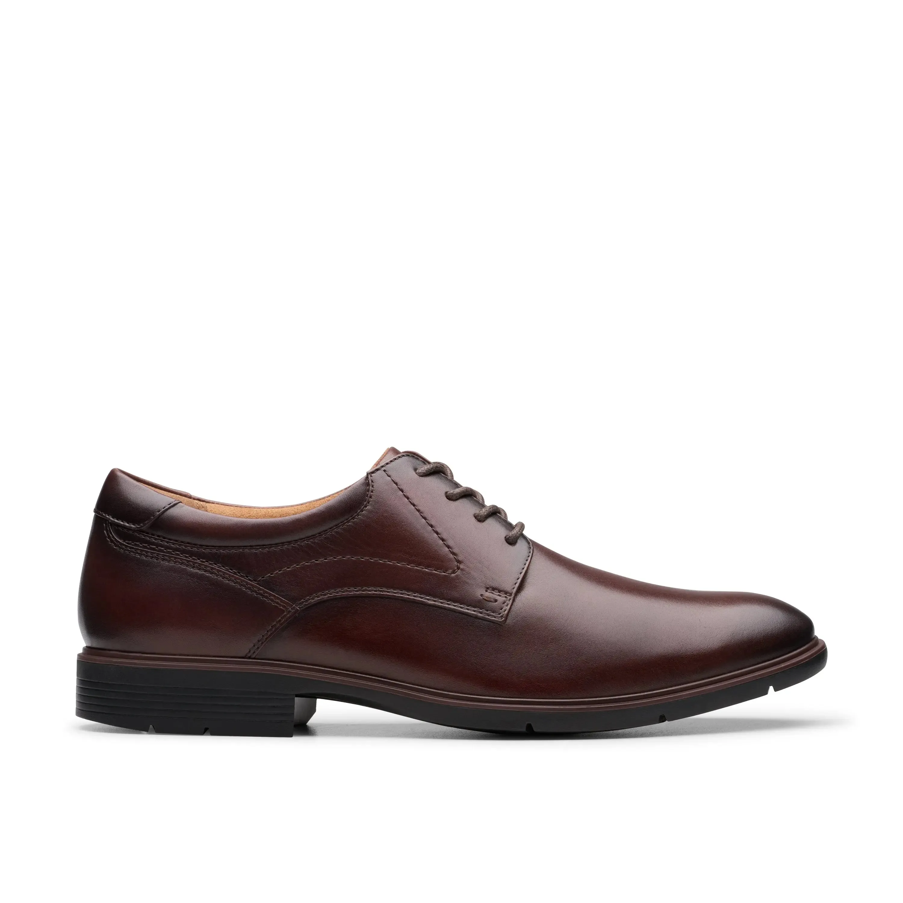 Men's Clarks Eldredge Plain  Timeless Style with All-Day Comfort
